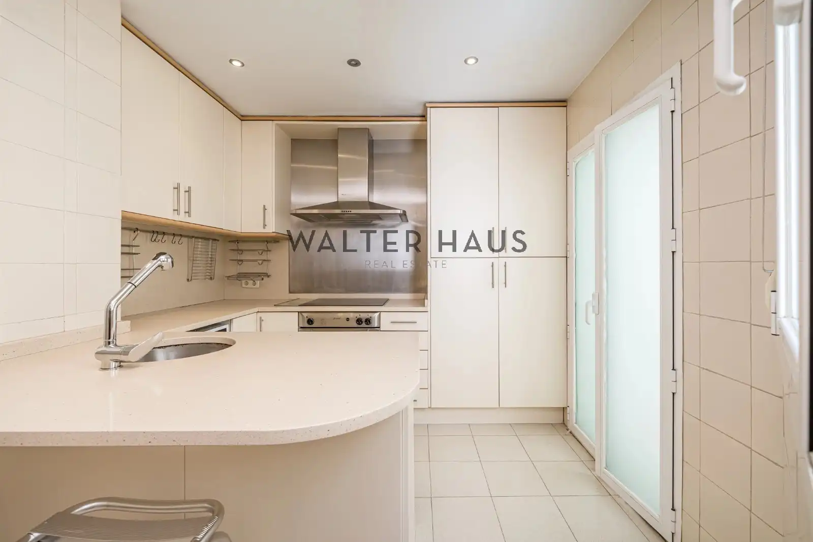 Penthouse with lift for sale in Calle del General Oráa, imagen 6