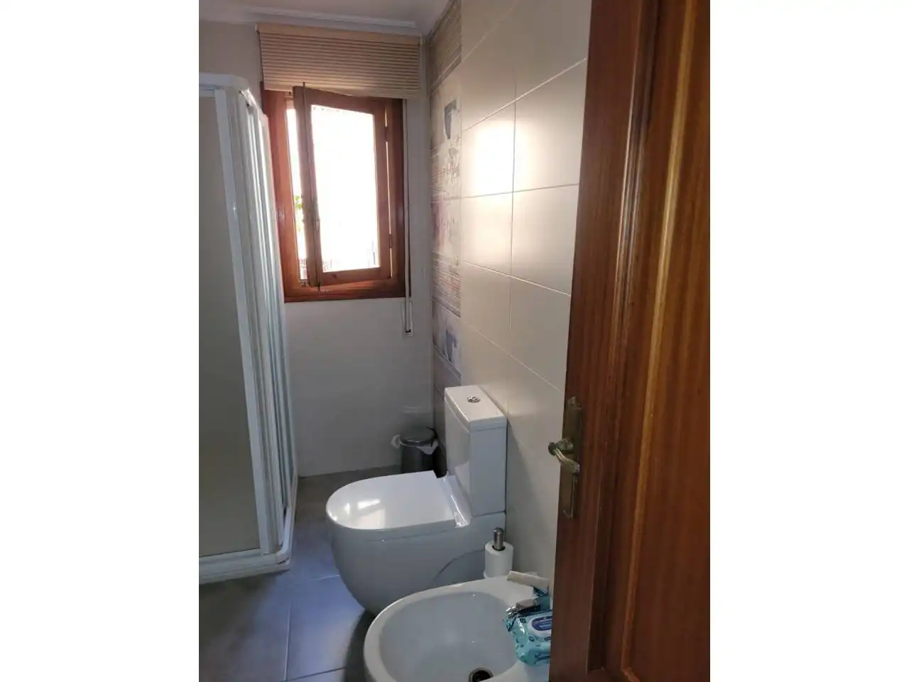 Bany de Casa o xalet en venda en Baza amb Aire condicionat, Calefacció i Terrassa