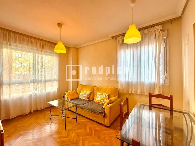 Habitación de Piso en venta en  Madrid Capital con Aire acondicionado, Calefacción y Parquet