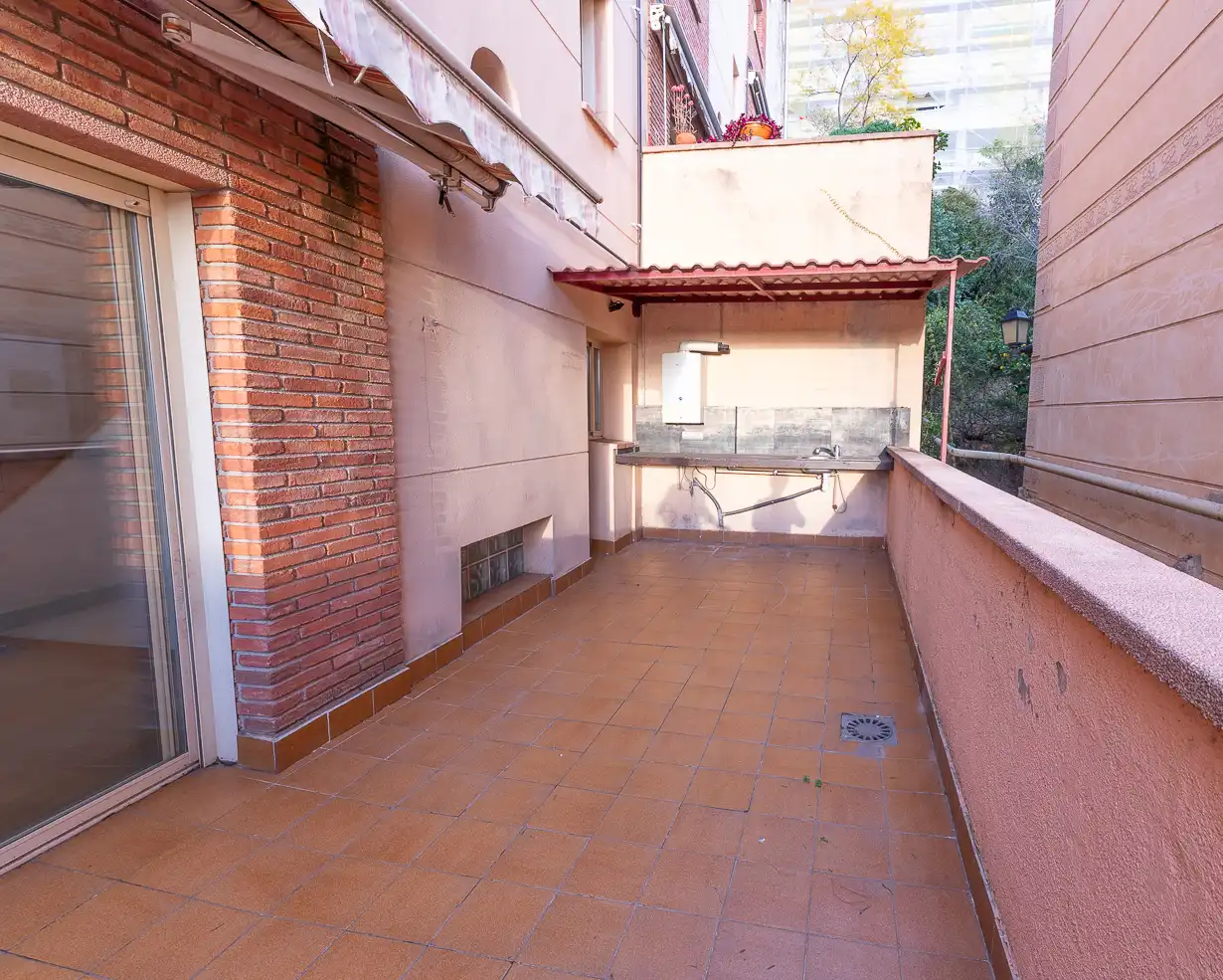 Terrassa de Dúplex en venda en Barcelona amb Calefacció, Jardí privat i Terrassa