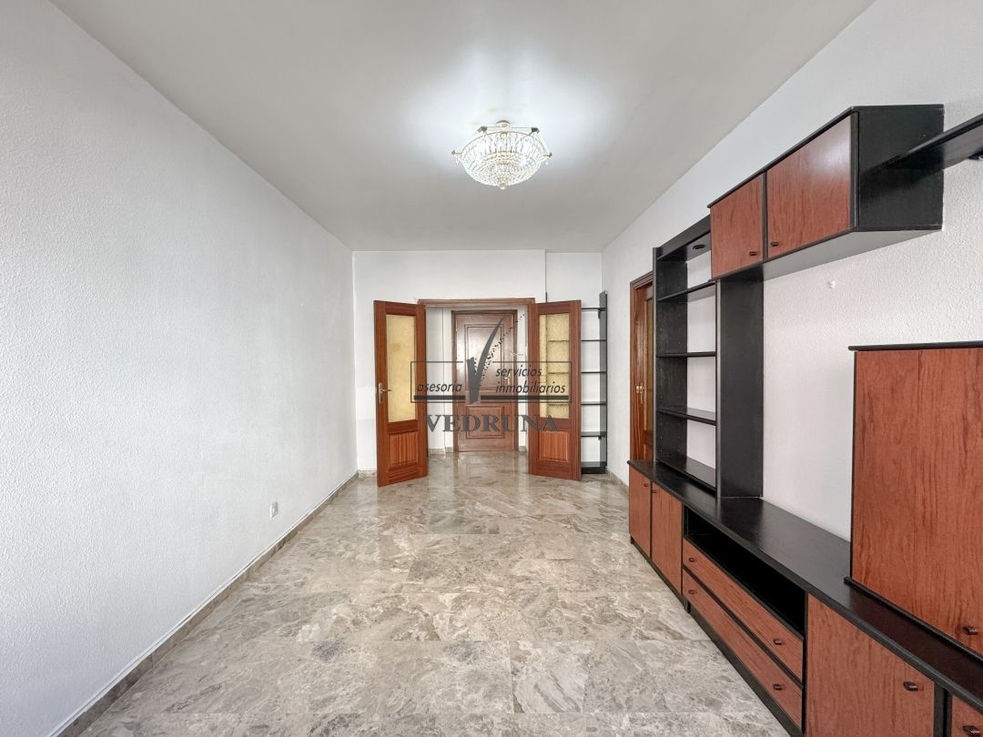 Piso en venta en  Zaragoza Capital con Calefacción