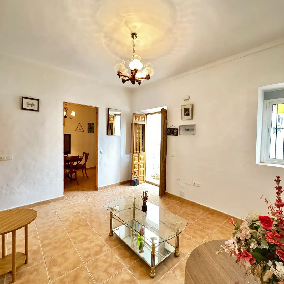 Casa rústica amb terrassa en venda a del Obispo 1, imagen 4