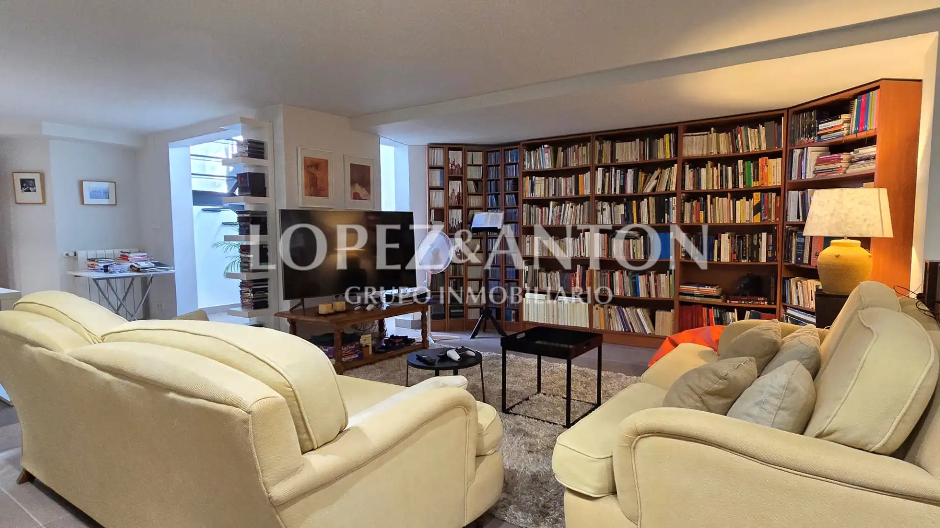 Houses for sale in L'Eliana  with Air Conditioner, Heating and Private garden