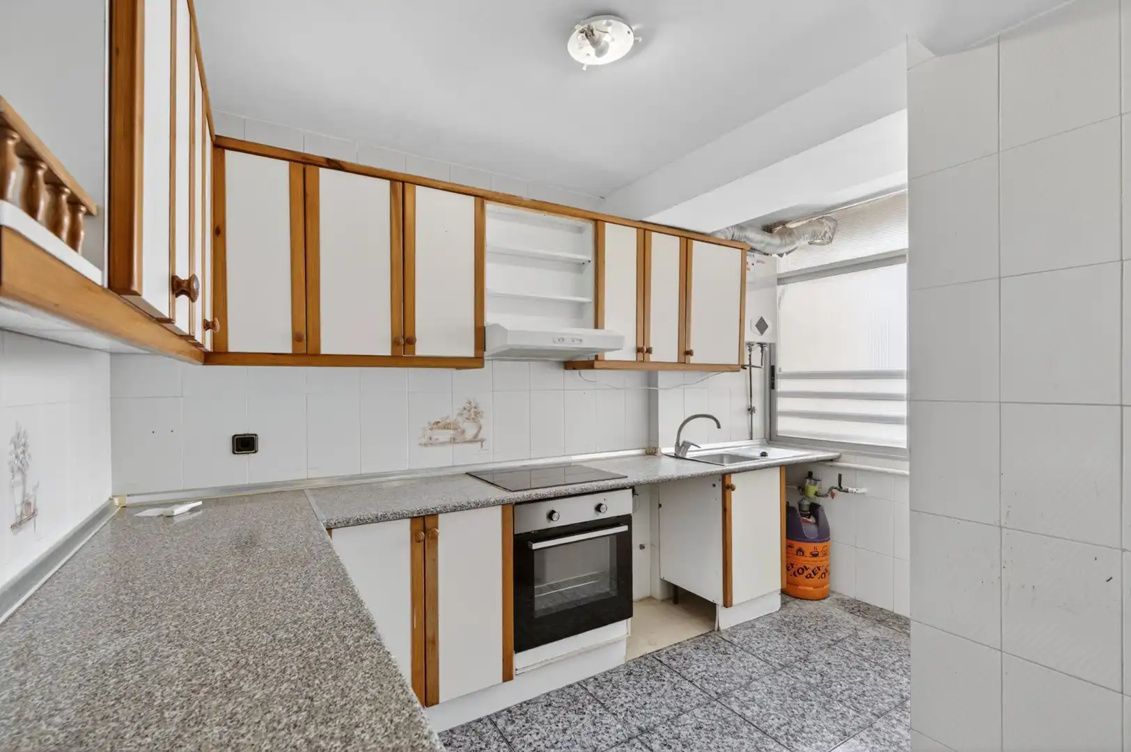 Cocina de Piso en venta en Alicante / Alacant con Terraza y Piscina