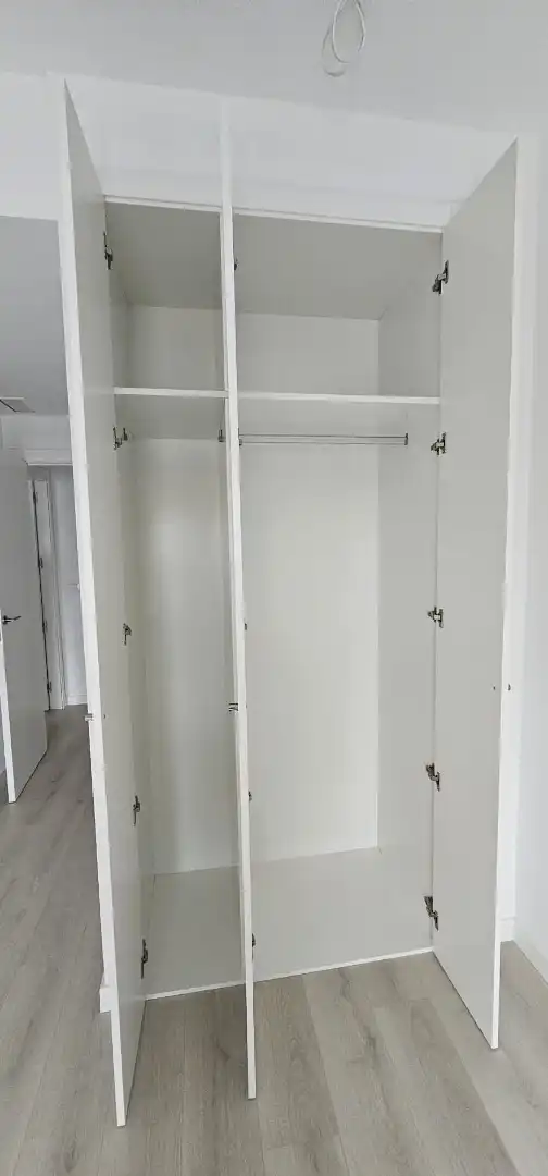 Habitación de Piso en venta en Sevilla con Aire acondicionado, Jardín privado y Trastero