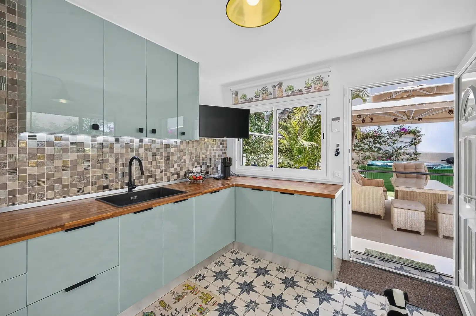 Cocina de Casa adosada en venta en Arona con Jardín privado, Terraza y Trastero