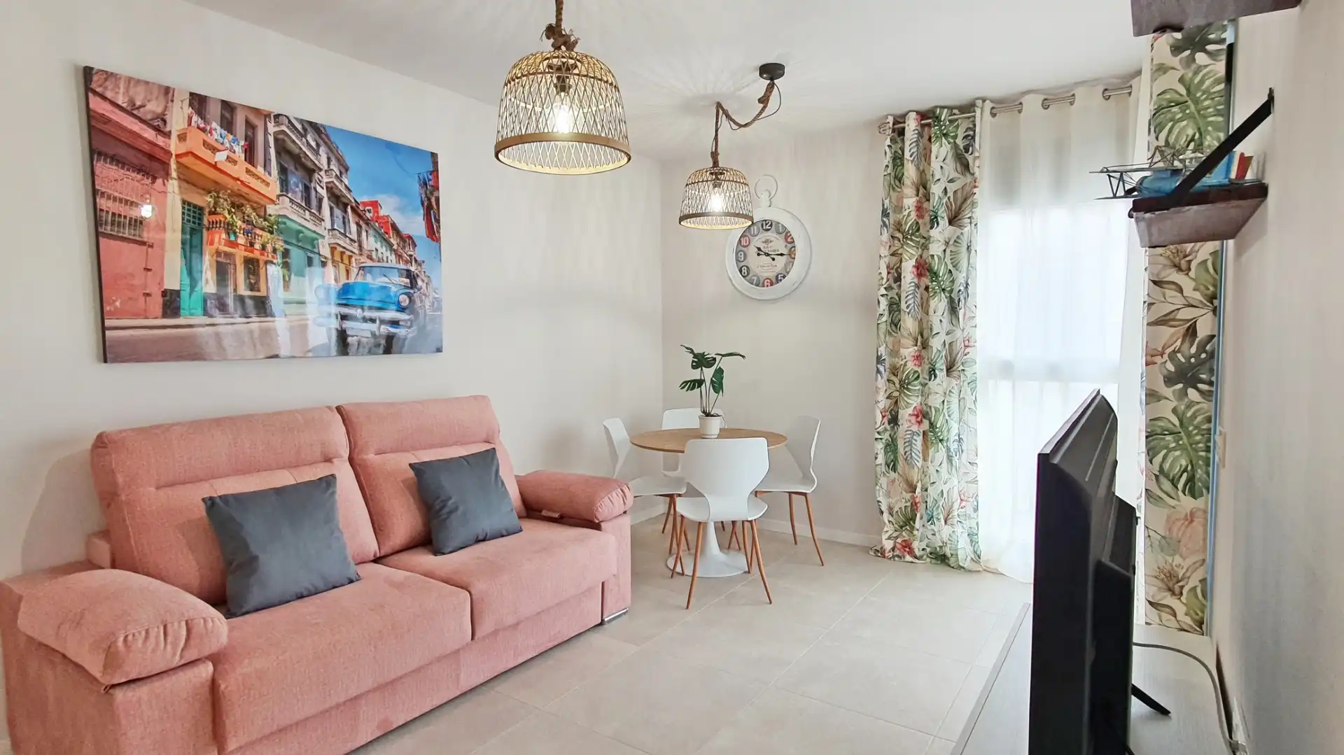 Sala de estar de Apartamento de alquiler en Oliva con Aire acondicionado, Calefacción y Terraza