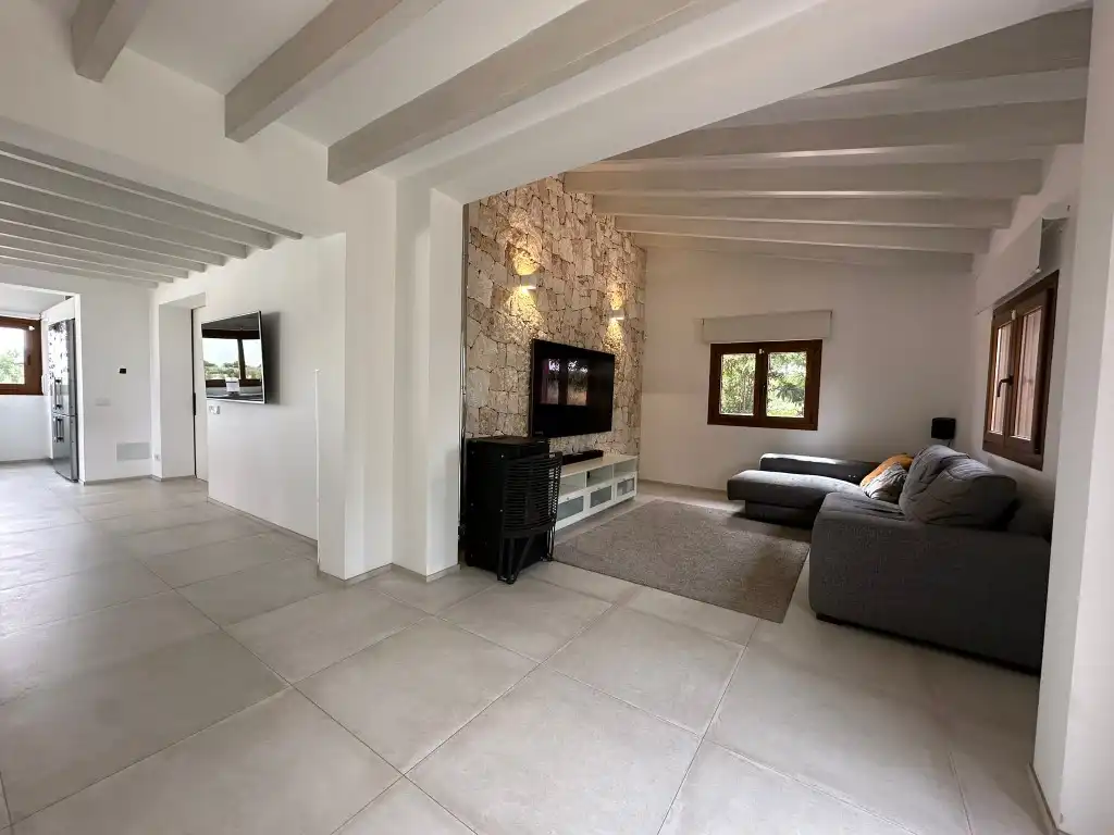 Sala de estar de Finca rústica de alquiler en Sencelles con Terraza y Piscina