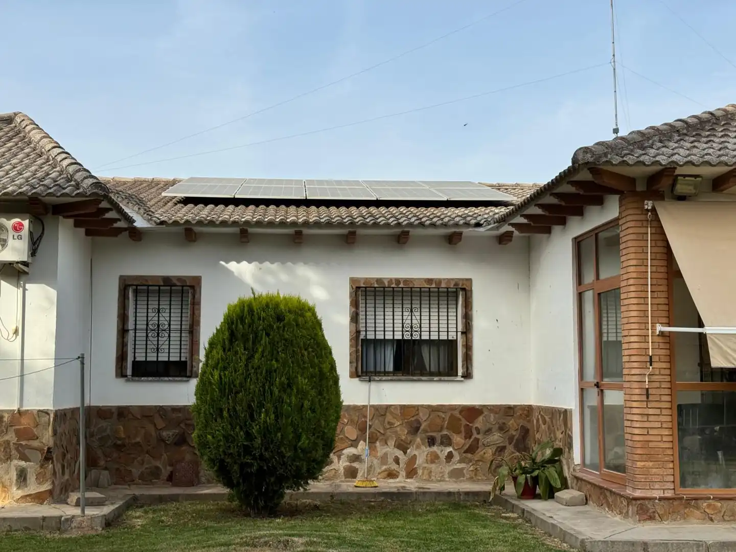 Vista exterior de Casa o chalet en venta en Picón con Aire acondicionado, Calefacción y Terraza