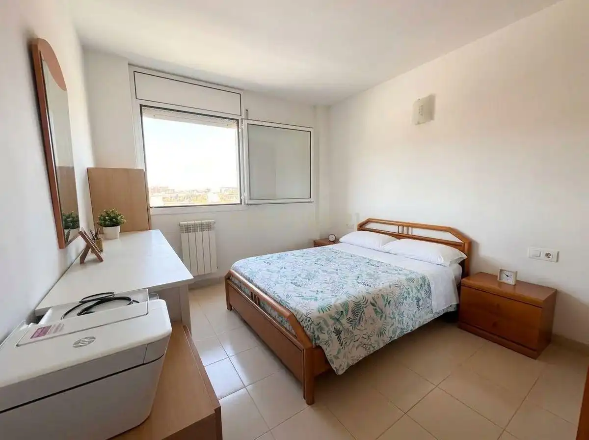 Habitación de Piso en venta en Sabadell con Balcón