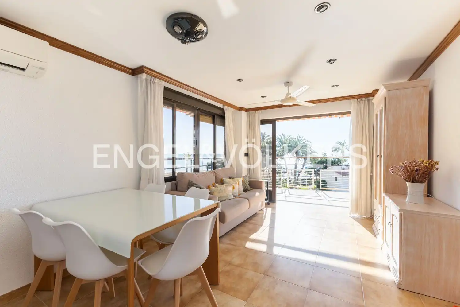 Living room of Flat for sale in Benicasim / Benicàssim  with Air Conditioner, Heating and Private garden