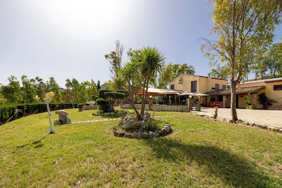 Garten von Country house zum Verkauf in Olvera mit Klimaanlage, Heizung und Privatgarten
