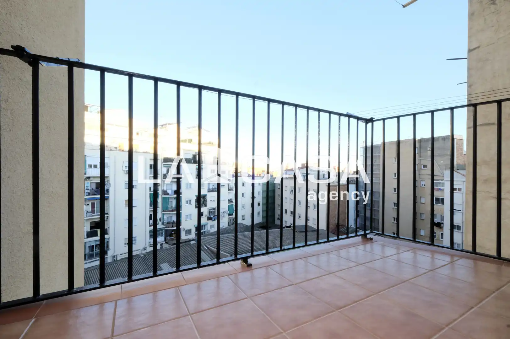 Terraza de Piso en venta en Barcelona con Calefacción y Balcón