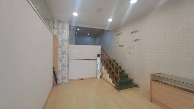 Local comercial en Alquiler en Castellbisbal