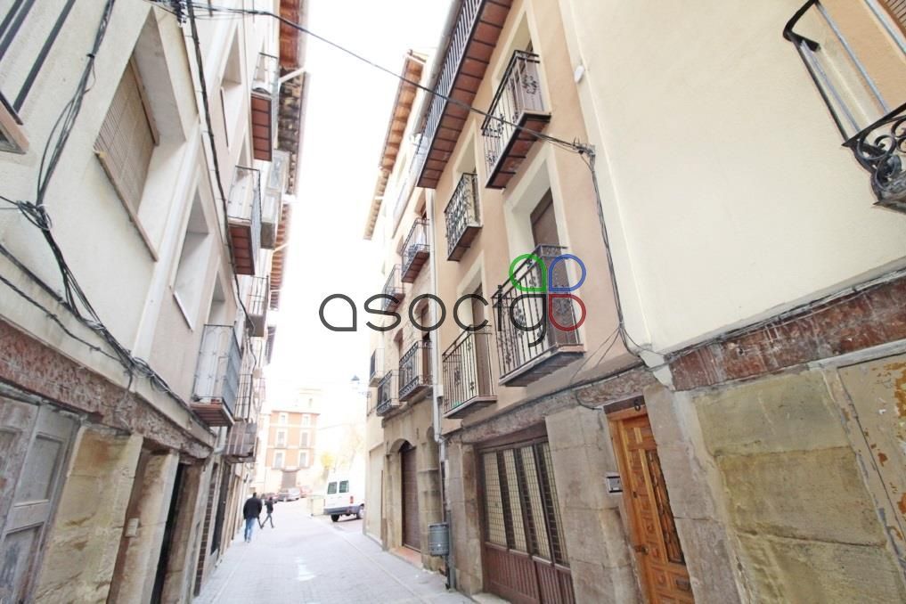 Vista exterior de Casa o xalet en venda en Molina de Aragón amb Calefacció i Traster
