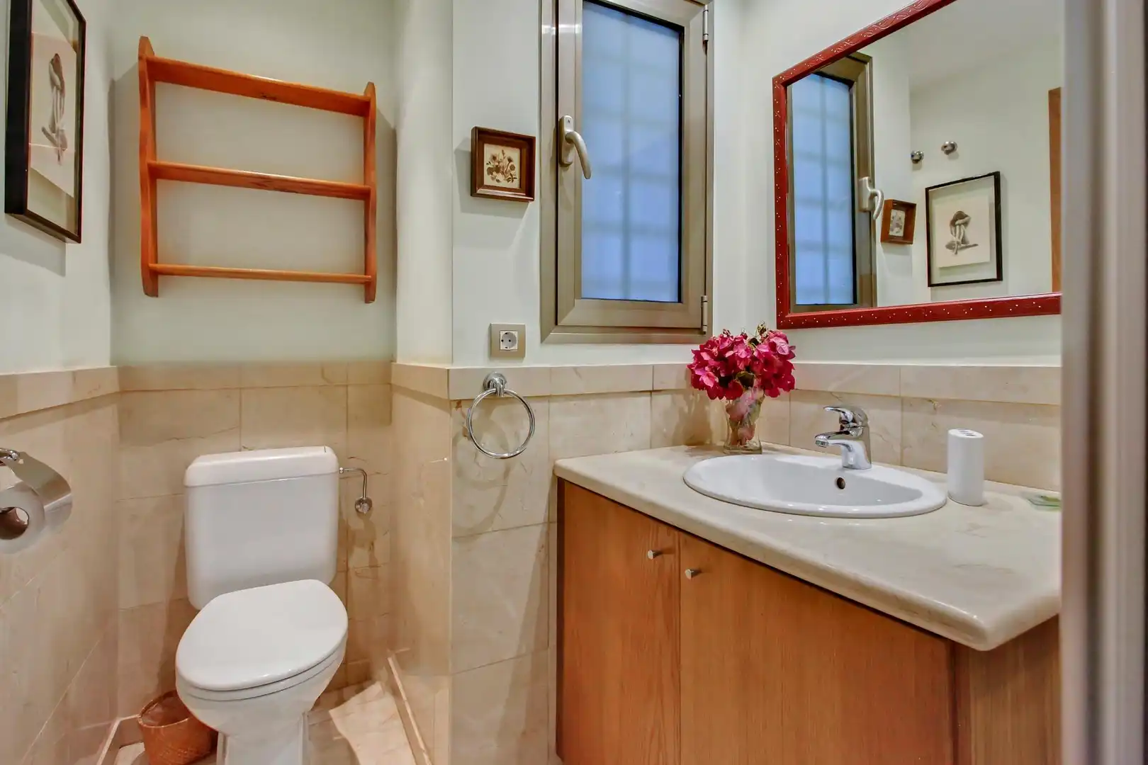 Baño de Apartamento de alquiler en Arona con Terraza, Amueblado y Piscina comunitaria