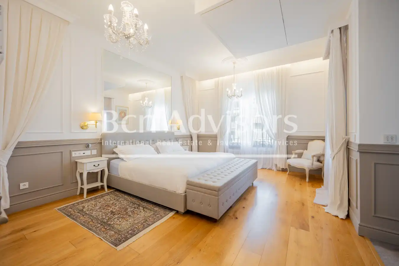 Bedroom of Attic for sale in Barcelona  with Air Conditioner, Heating and Terrace