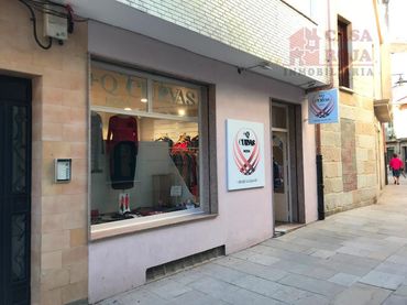 Local comercial en venda a Cangas pueblo