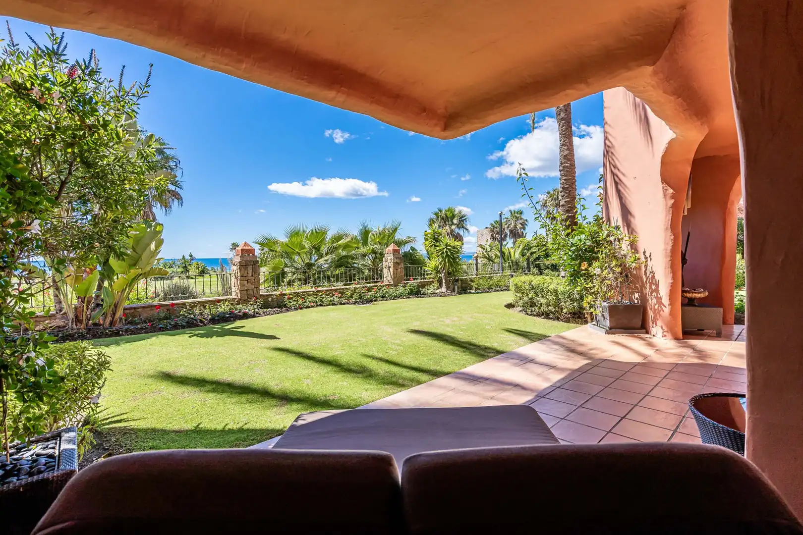 Garten von Maisonette zum Verkauf in Estepona mit Klimaanlage, Terrasse und Schwimmbad