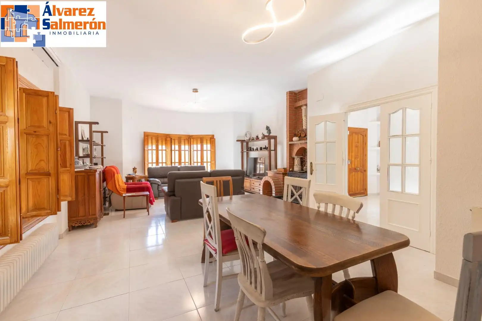 Comedor de Casa o chalet en venta en Altos de la Zubia