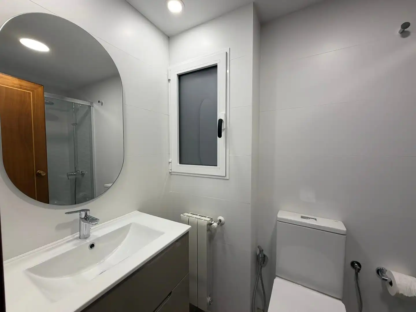 Flat for rent in Avenida AL VEDAT, Centro - Casco antiguo