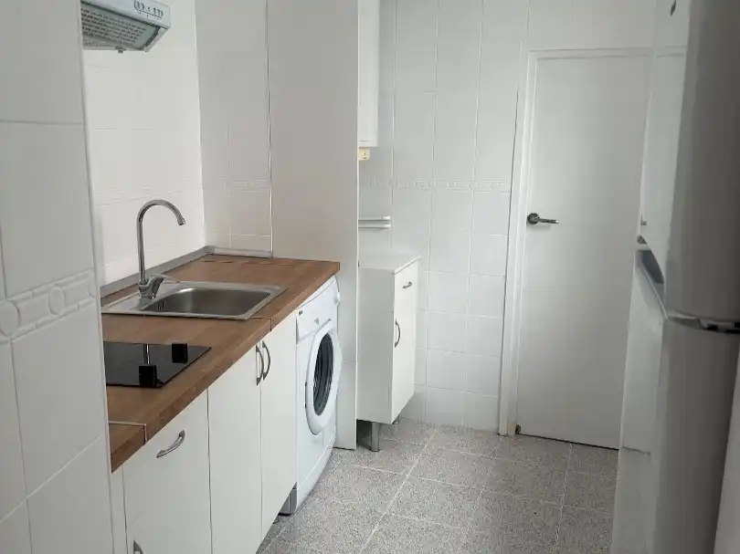 Cocina de Apartamento de alquiler en Motril con Terraza, Amueblado y Lavadora