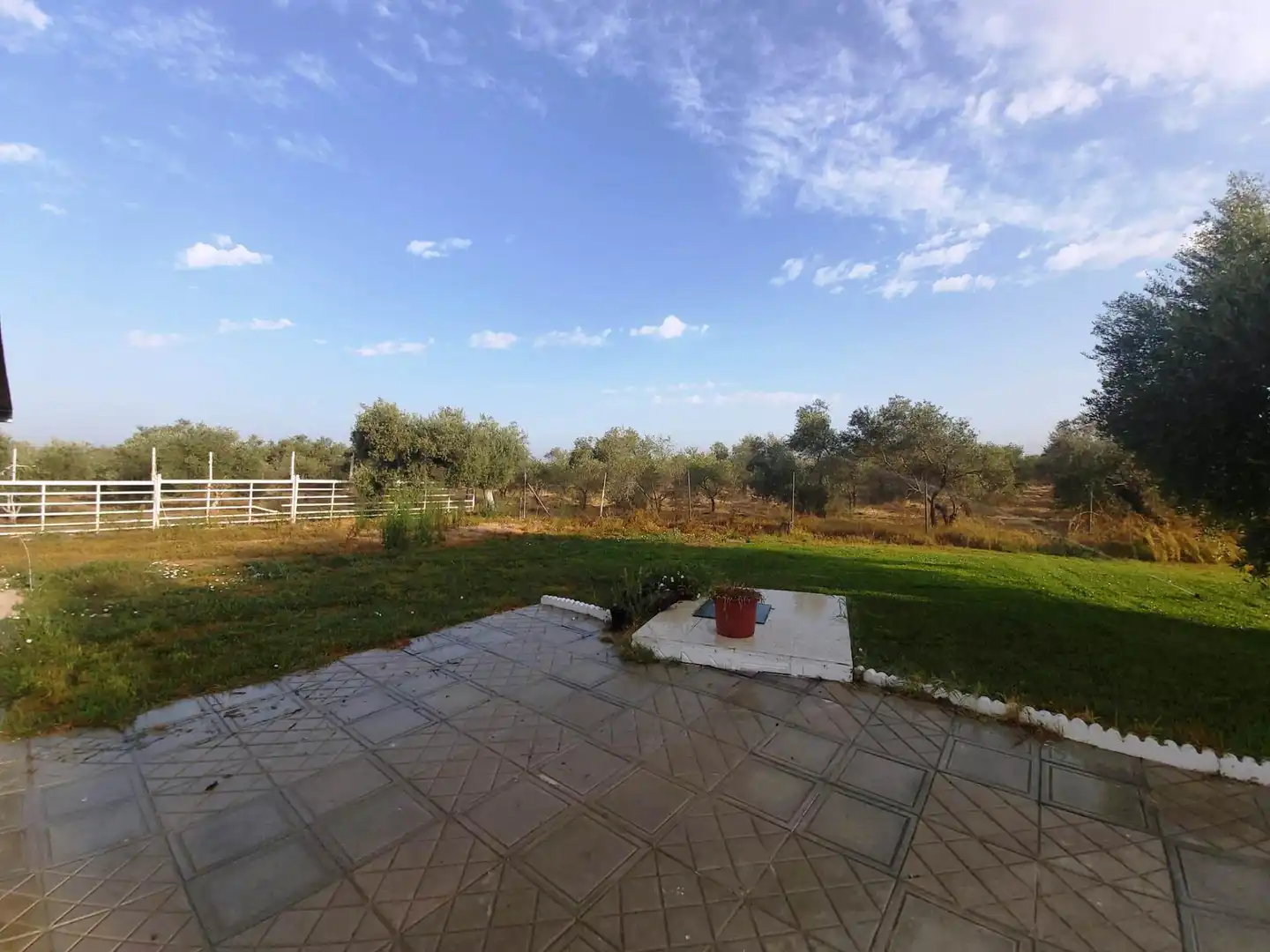 Houses for sale in Utrera  with Air Conditioner, Private garden and Storage room