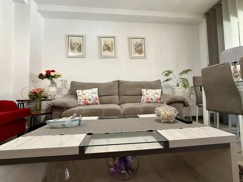 Living room of Flat for sale in Madrid  with Heating, Terrace and Storage room