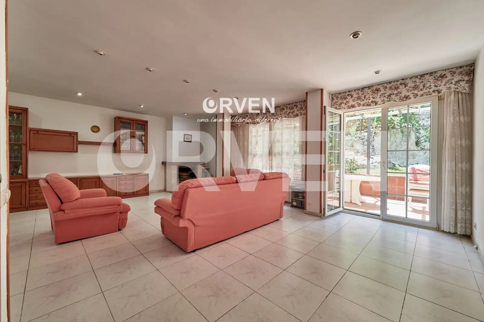 Sala de estar de Casa o chalet en venta en Tarragona con Calefacción, Piscina y Alarma