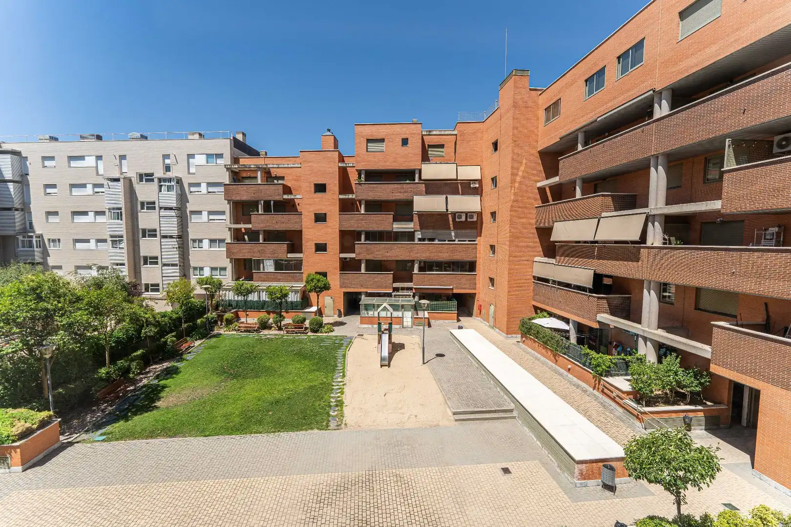 Exterior view of Flat for sale in Leganés  with Air Conditioner, Heating and Storage room