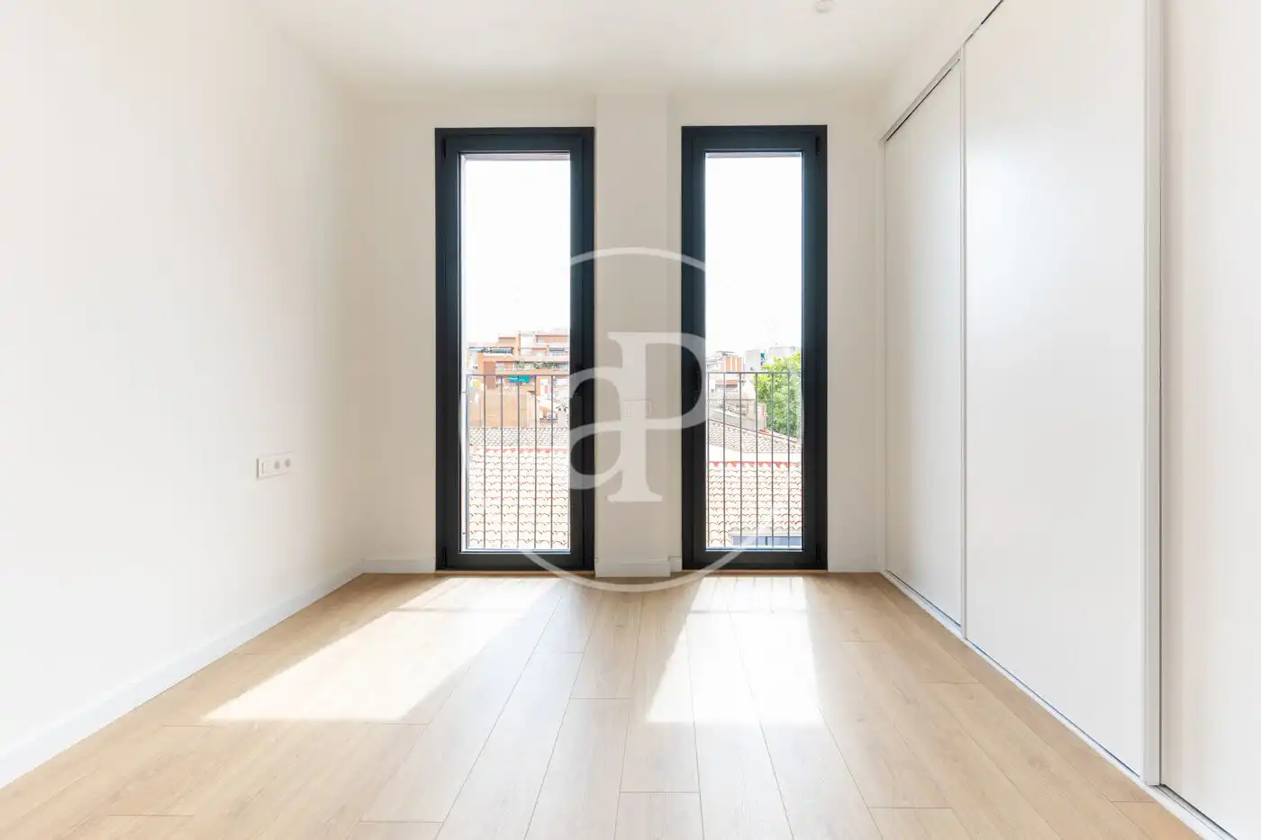 Bedroom of Flat for sale in Sant Cugat del Vallès  with Air Conditioner, Heating and Storage room