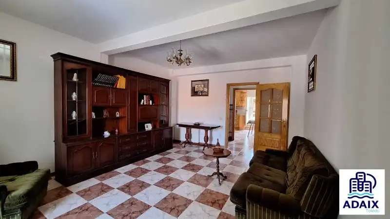Houses for sale in Urda