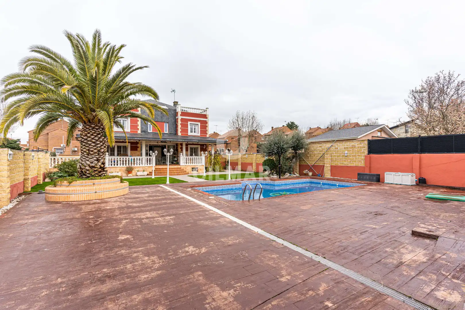 Jardí de Casa o xalet en venda en Arroyomolinos (Madrid) amb Calefacció, Jardí privat i Piscina