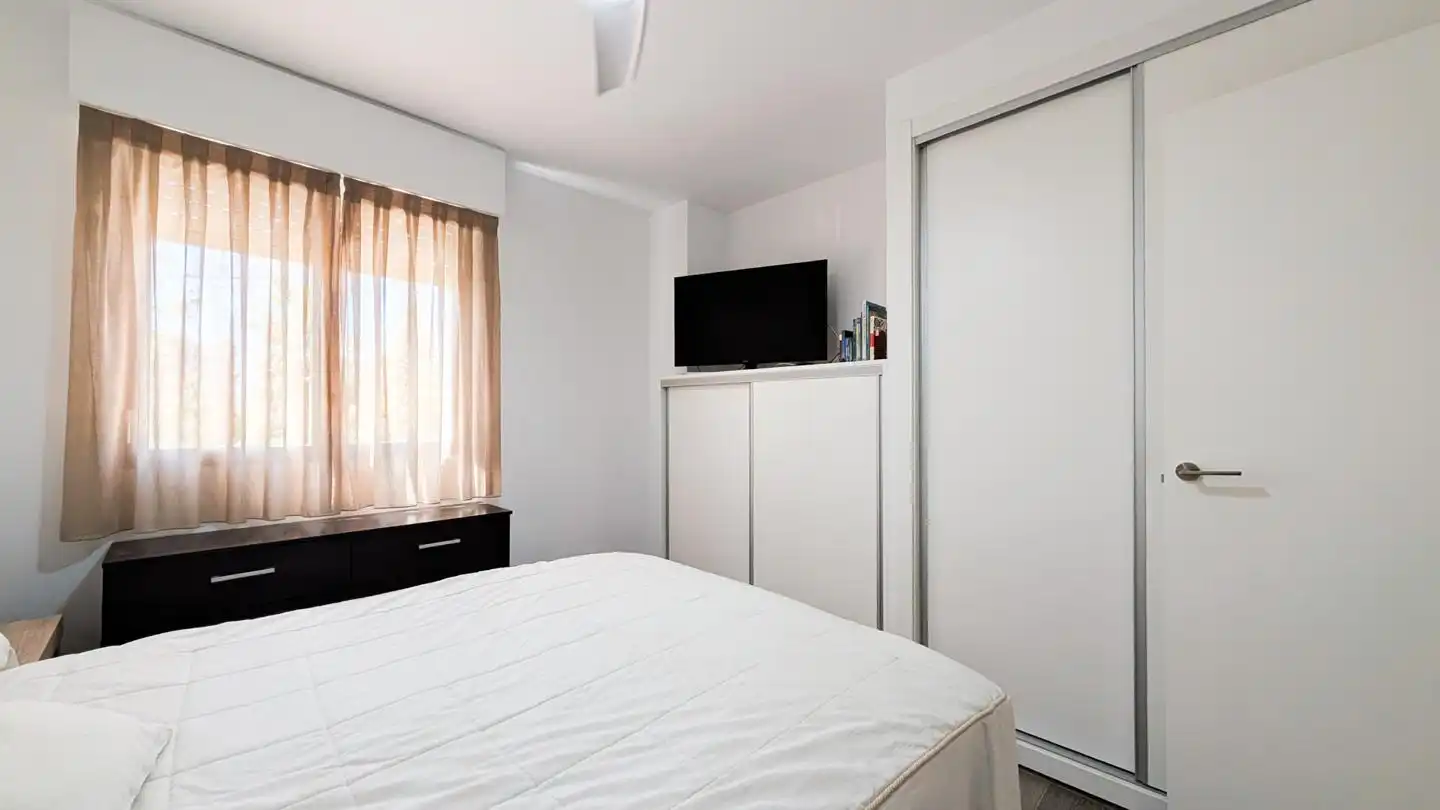 Schlafzimmer von Wohnung zum Verkauf in Santa Pola mit Klimaanlage, Terrasse und Möbliert