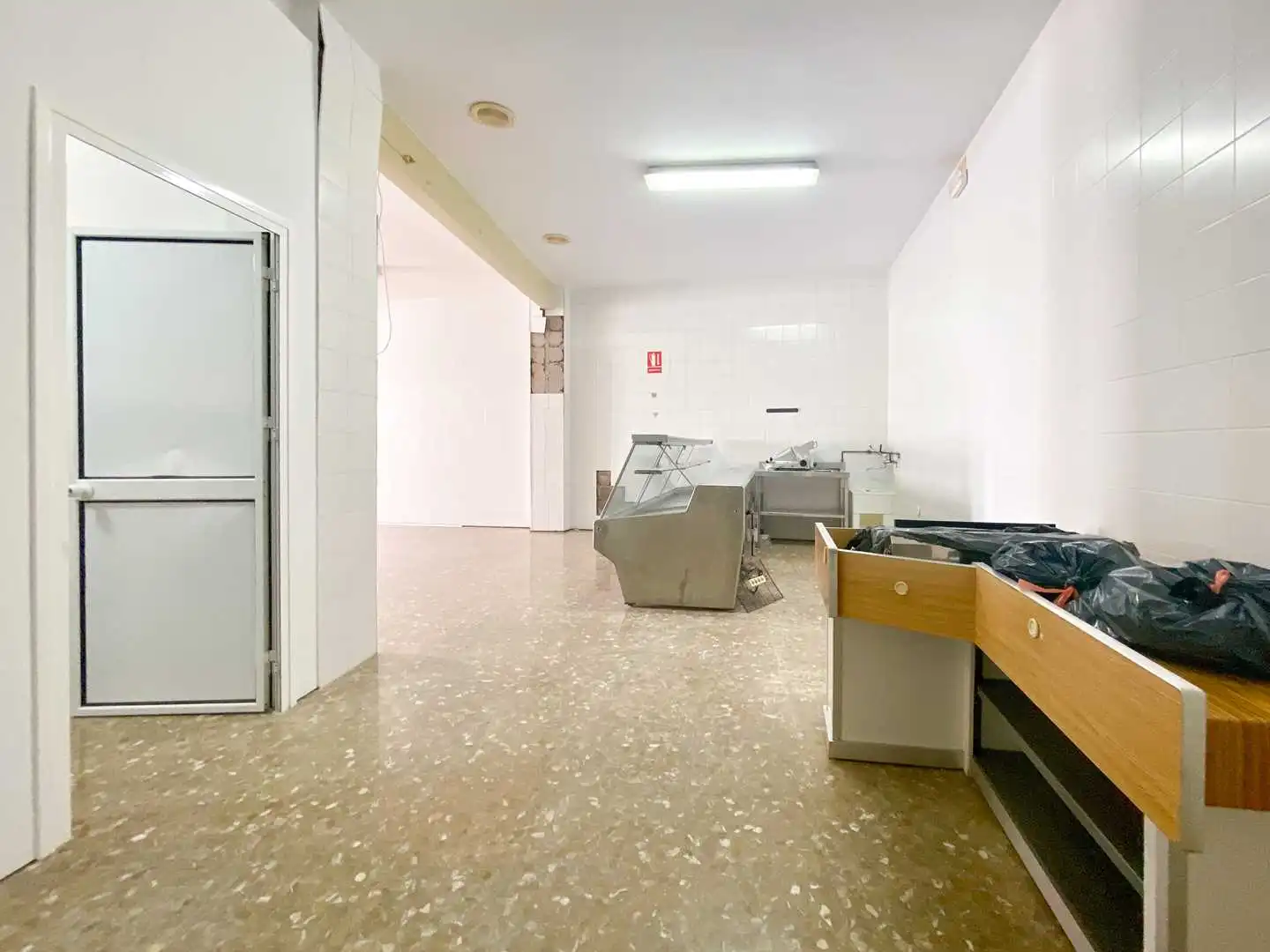 Local comercial de lloguer a Calle Sor Angela de la Cruz, imagen 7