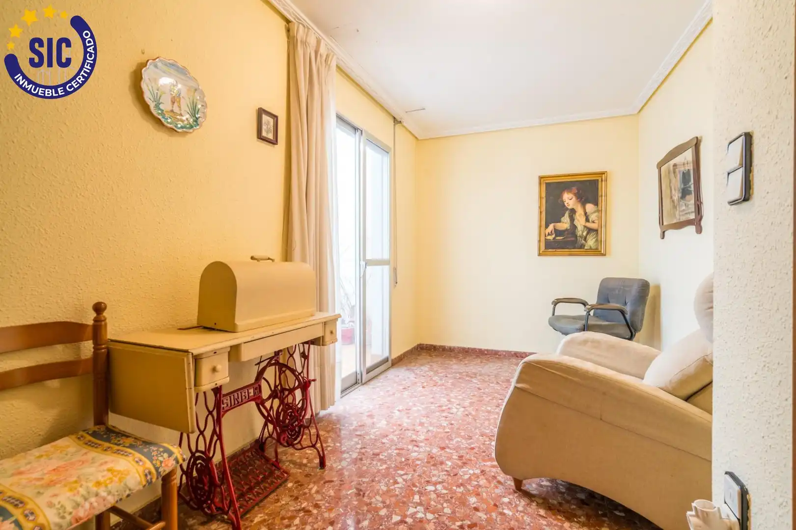 Sala d'estar de Casa adosada en venda en Sagunto / Sagunt amb Terrassa