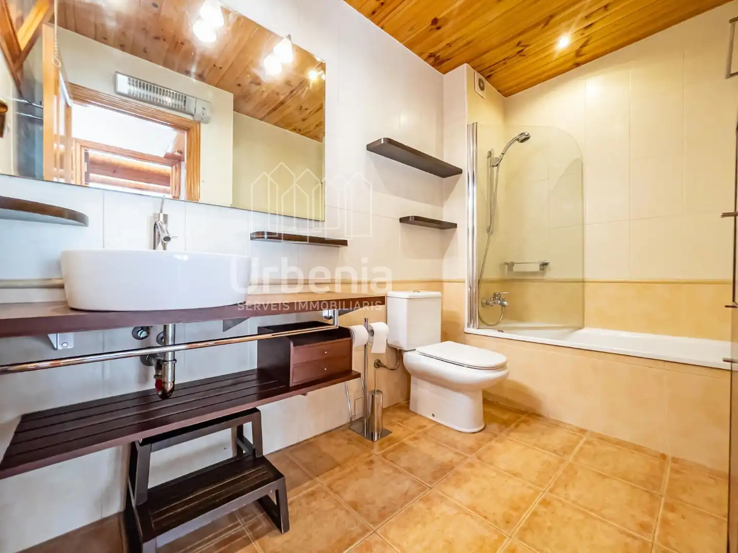 Baño de Casa o chalet en venta en Argentona con Aire acondicionado, Calefacción y Terraza