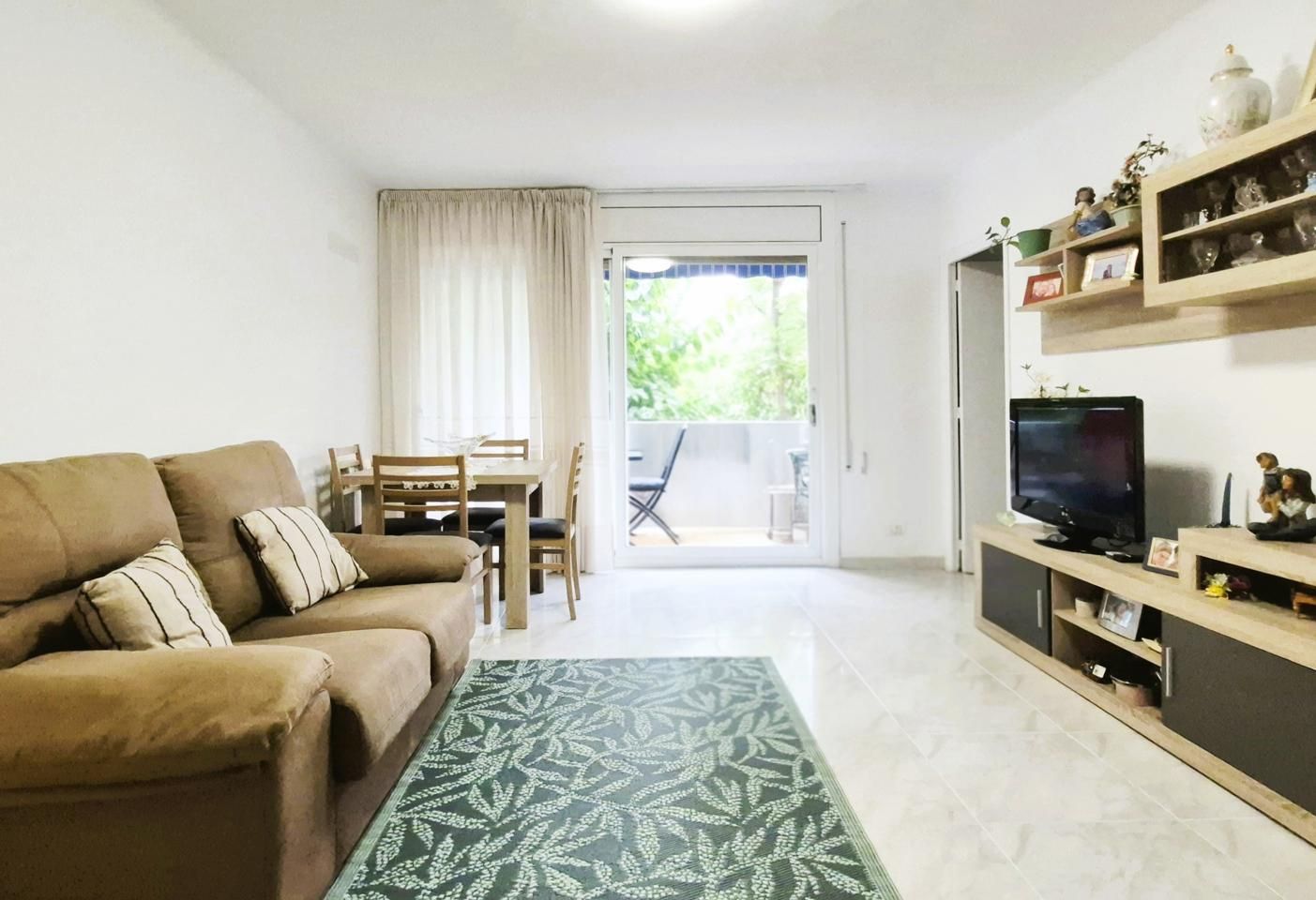 Sala d'estar de Pis en venda en Terrassa amb Calefacció, Terrassa i Moblat