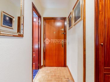 Piso con ascensor en venta en Barajas