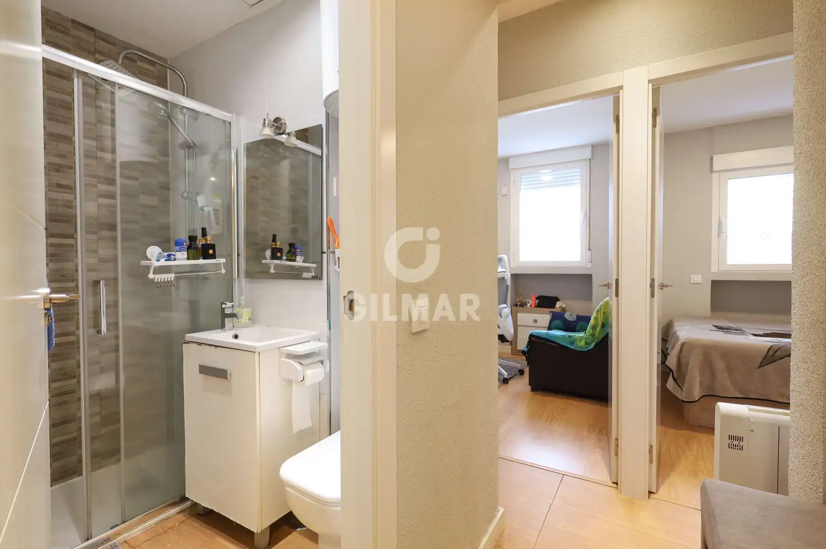 Habitación de Piso en venta en Madrid con Calefacción