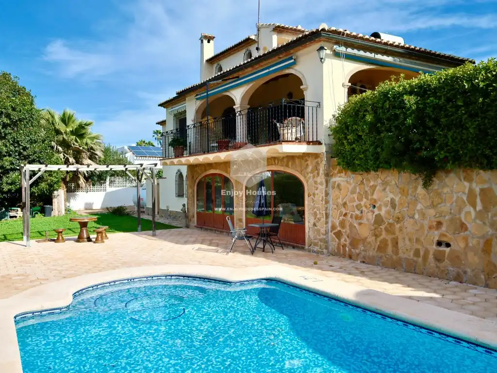 Houses for sale in Partides comunes - Adsubia