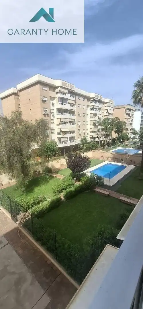 Flat with terrace for sale in Carretera de Cádiz
