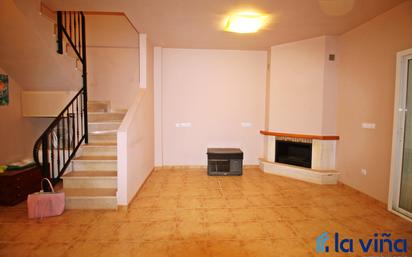 Single-family semi-detached for sale in Humilladero  with Air Conditioner