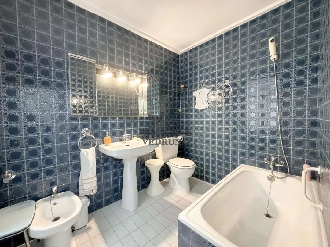 Bathroom of Flat for sale in Zaragoza  with Air Conditioner and Heating