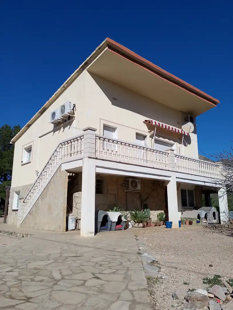 Vista exterior de Casa o xalet en venda en Pratdip amb Aire condicionat, Calefacció i Jardí privat