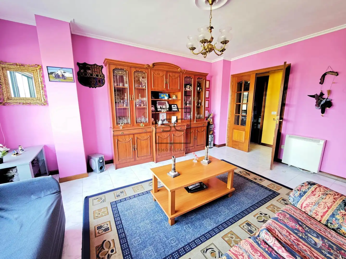 Sala de estar de Piso en venta en Narón con Calefacción, Parquet y Trastero