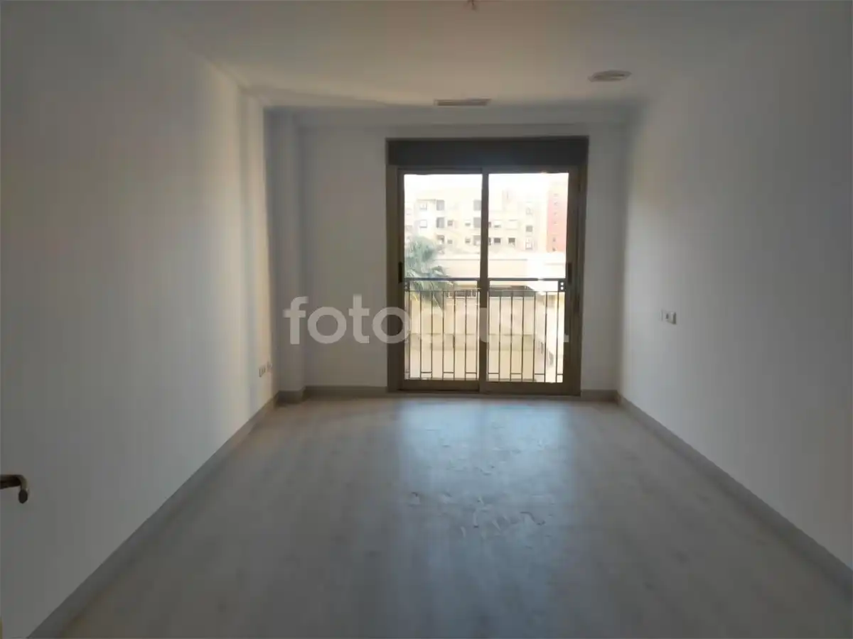 Habitación de Piso en venta en Elche / Elx