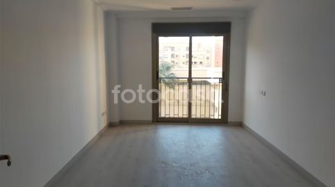 Foto 2 de Piso en venta en Plaza Crevillente - Antiguos Juzgados - El Asilo, Elche / Elx