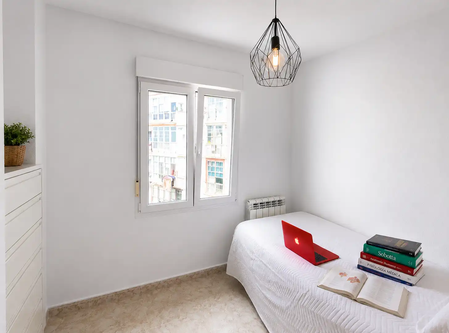 Habitación de Piso de alquiler en Santander con Calefacción, Amueblado y Horno