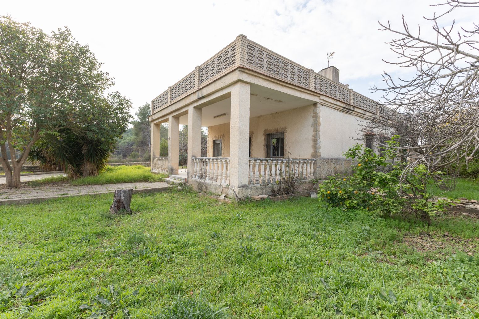 Vista exterior de Casa o xalet en venda en Godelleta amb Terrassa, Traster i Piscina